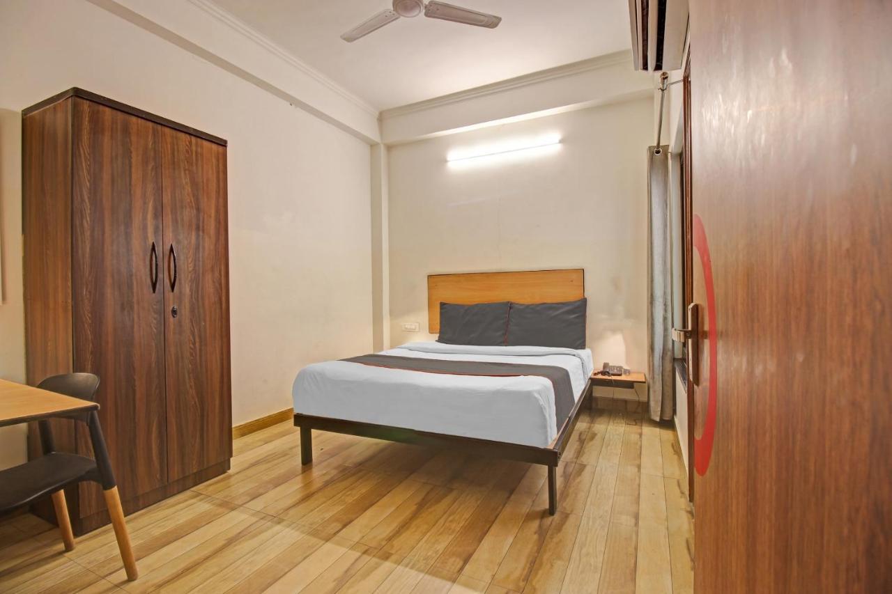 Super Townhouse Kachnar House Vikas Nagar Hotel Hasanganj Exterior photo