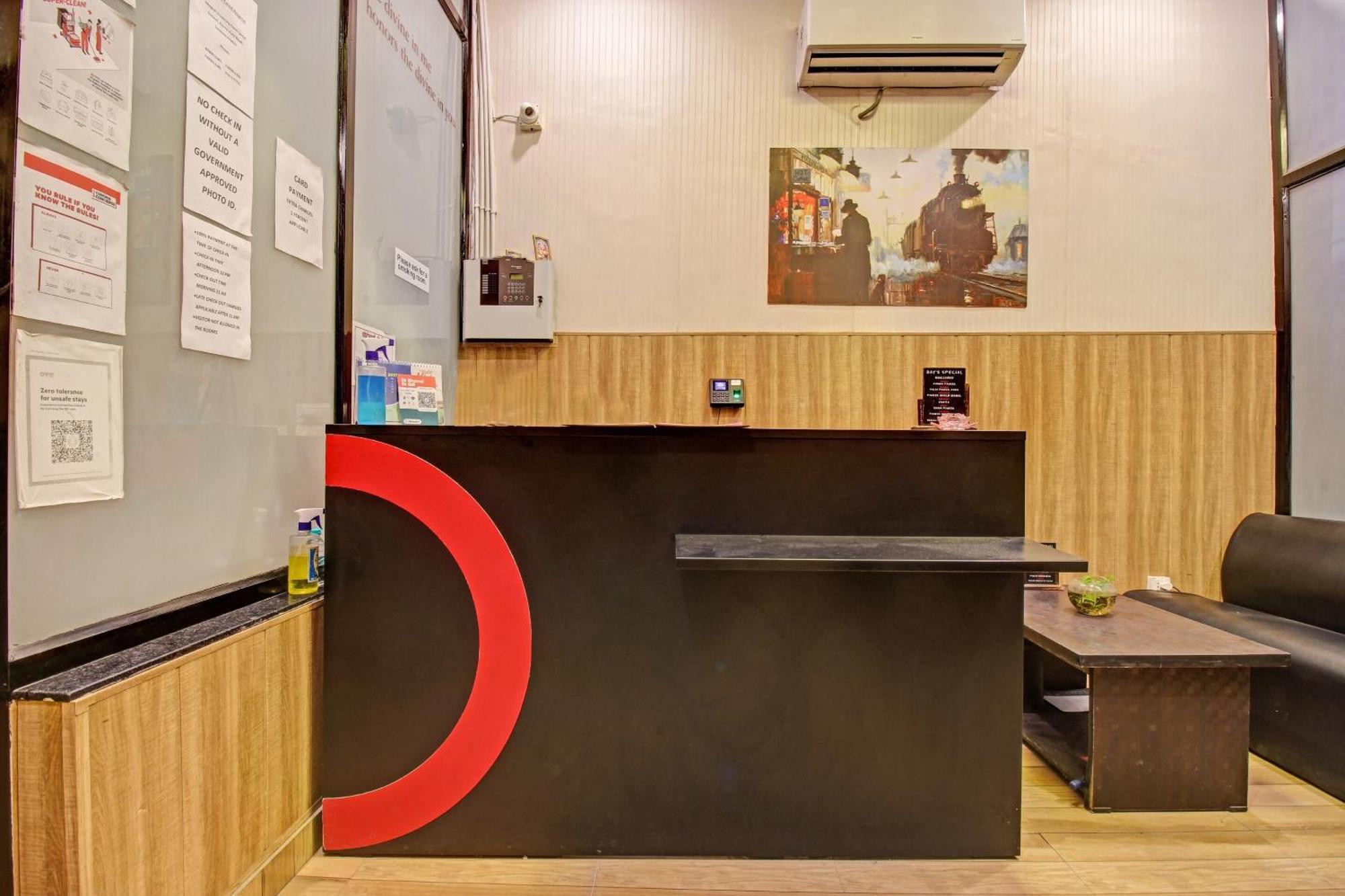Super Townhouse Kachnar House Vikas Nagar Hotel Hasanganj Exterior photo